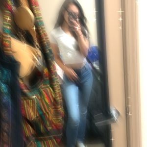 Meet your Posher, Alissa